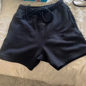 Essentials Fear of God shorts Limo color